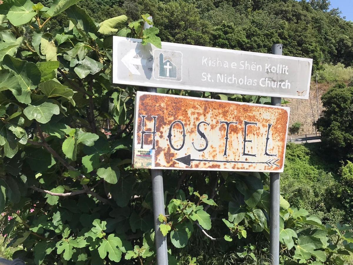 Shotgun Hostel & Guesthouse Vuno 외부 사진